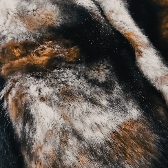 WAREHOUSE Fur Vest - Picture 2 of 7